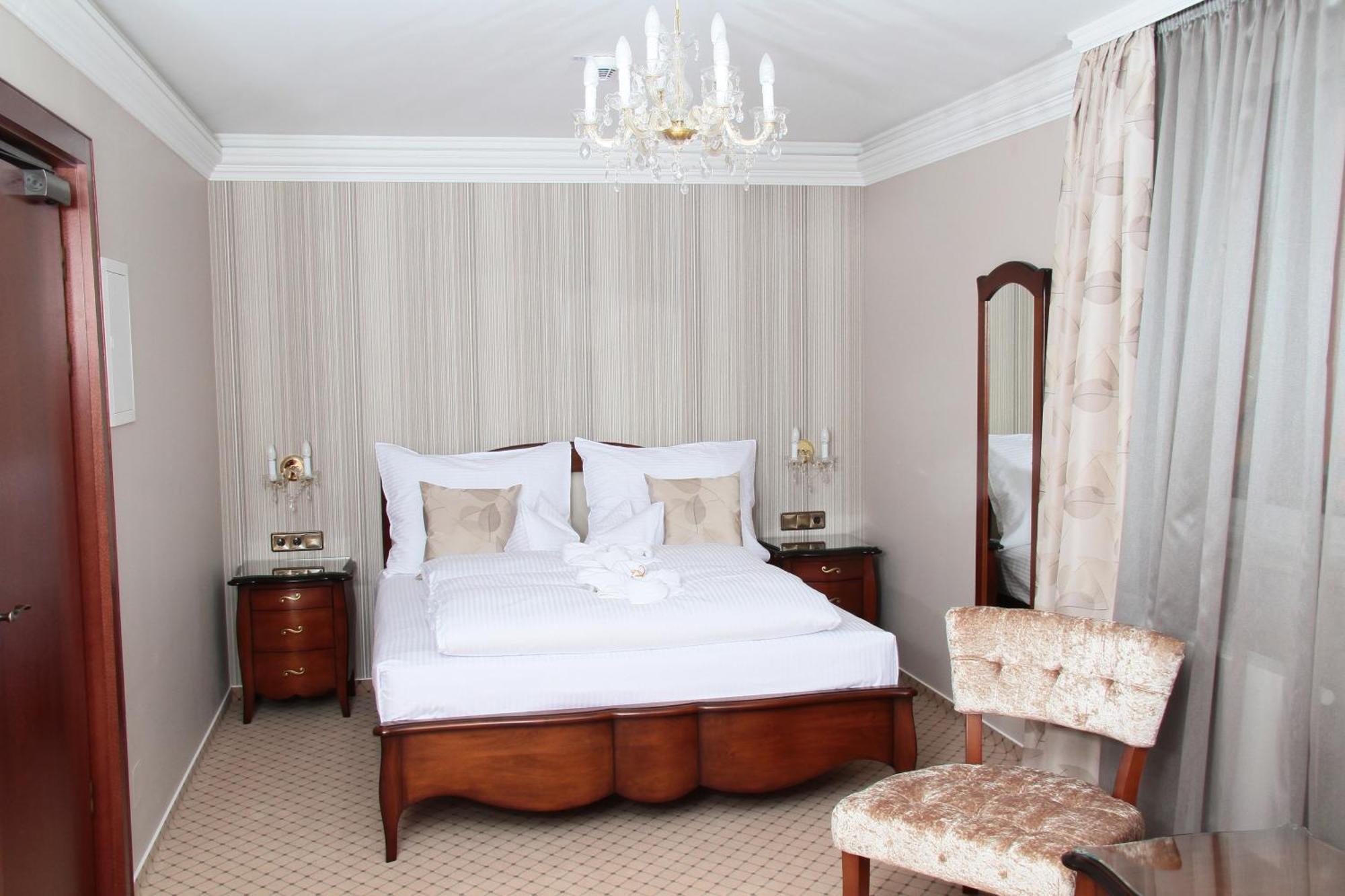 Zum Heiligen Geist Hotel 4*